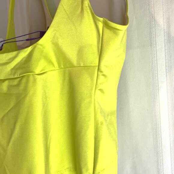 NWT YITTY Shapewear 1X Thong Bodysuit Open Bust Limelight Yellow - Picture 8 of 11